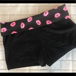 No boundaries lounge shorts